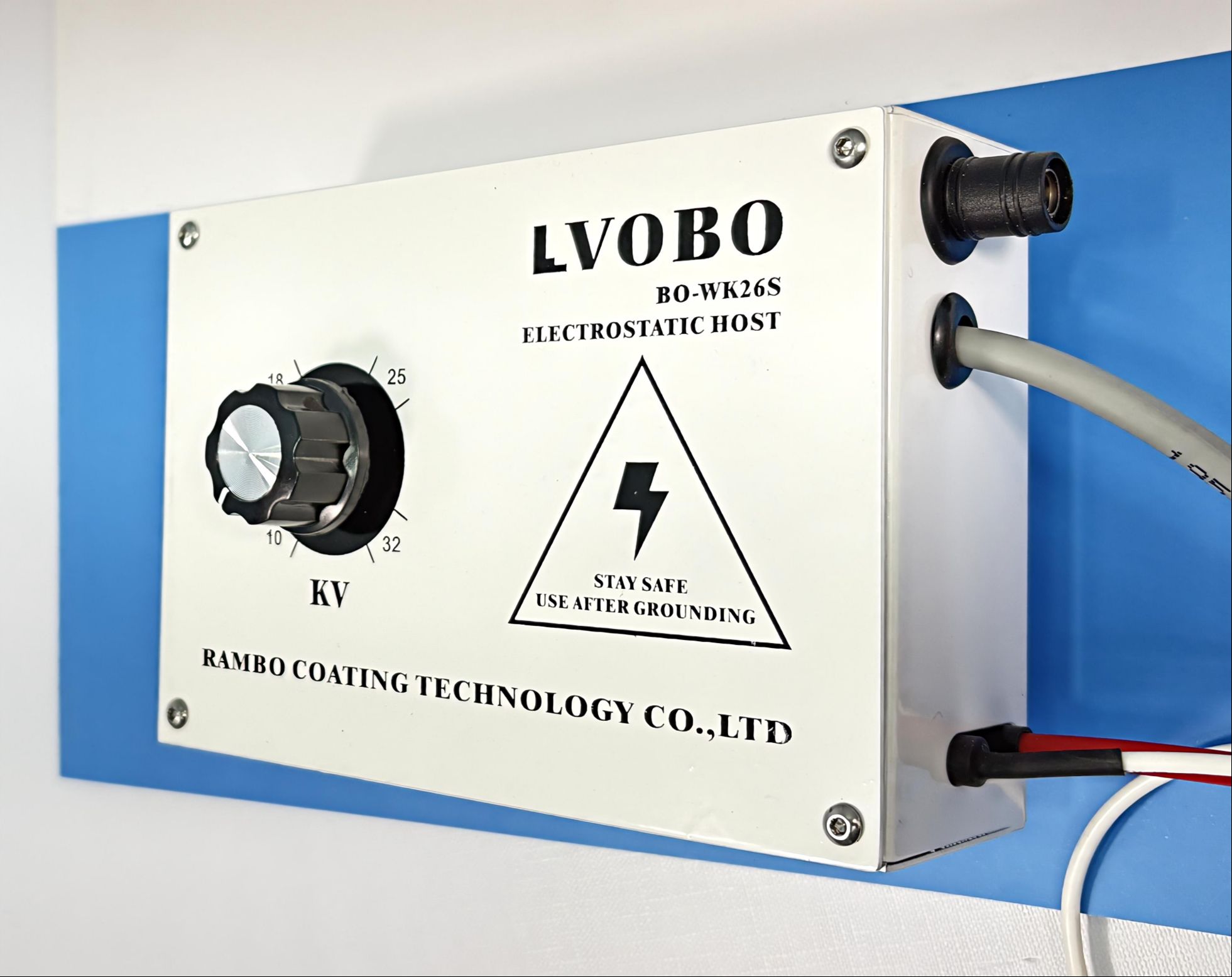 Hand -held electrostatic spray gun